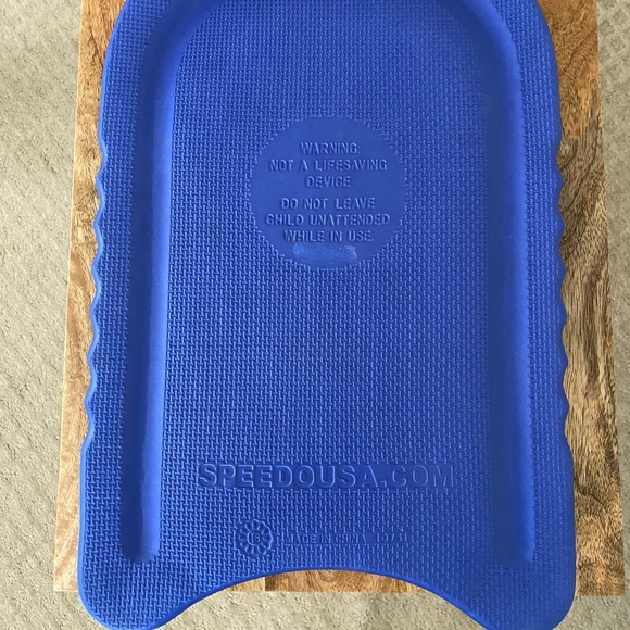 SPEEDO Swim Kickboard - Picture 2 of 6